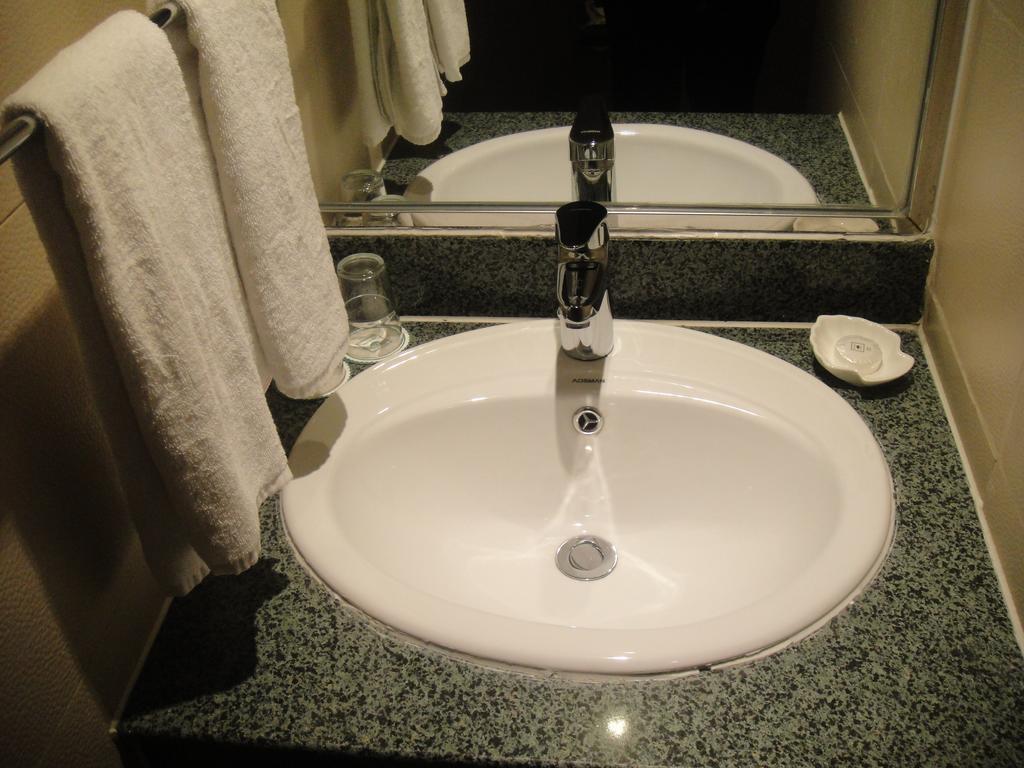 New Gloria Plaza Garden Hotel Harbin Camera foto