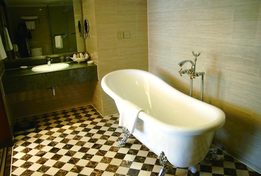 New Gloria Plaza Garden Hotel Harbin Esterno foto